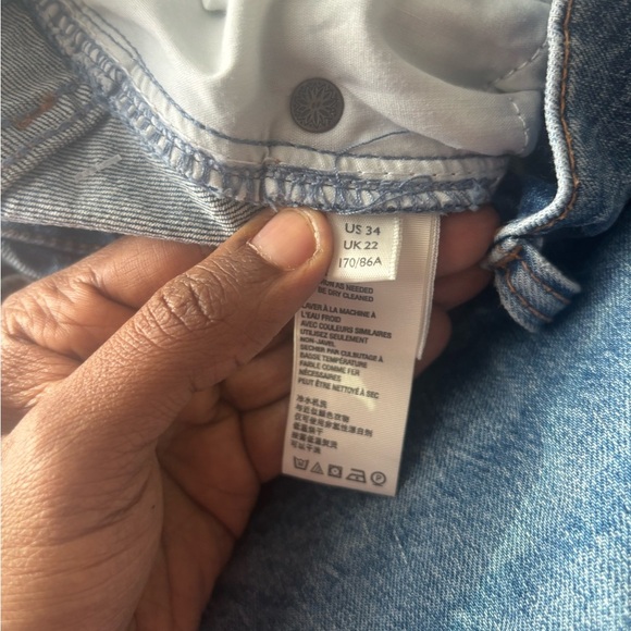 We The Free CRVY High Rise Button Fly Jeans 34 Distressed Raw Hem straight leg - Picture 6 of 6